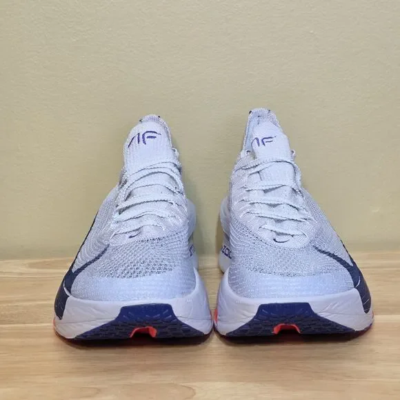 Nike Men's White and Blue Running Shoes